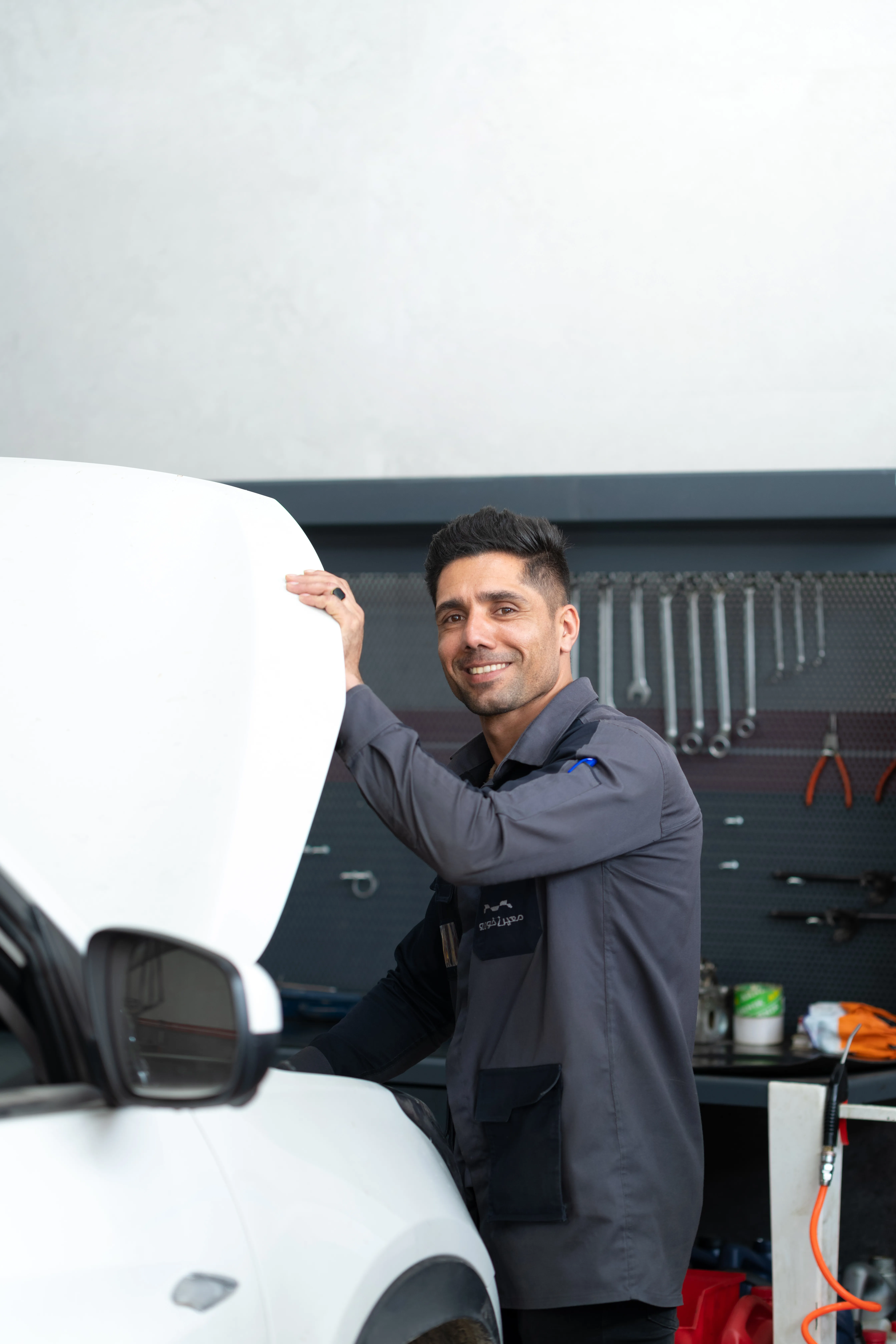 تعمیرکار معین خودرو نیشابور